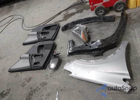 2016 Toyota Rav4 Xle from USA, damaged, VIN 2T3RFREV4GW490589